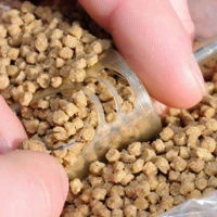 Guru Inline Pellet Feeder
